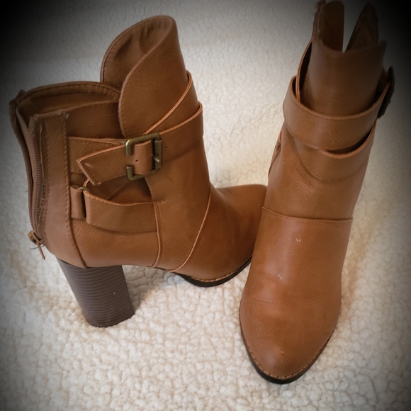 Booties - Picture 1 of 3